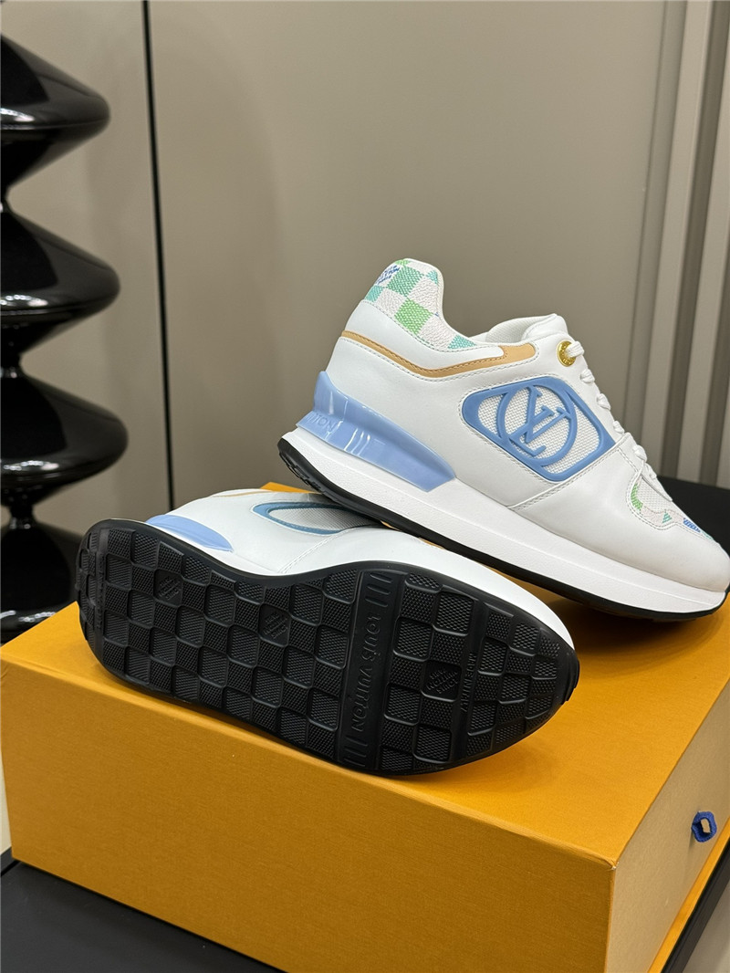 l0vis Vvtt0n neo run away sneakers for women