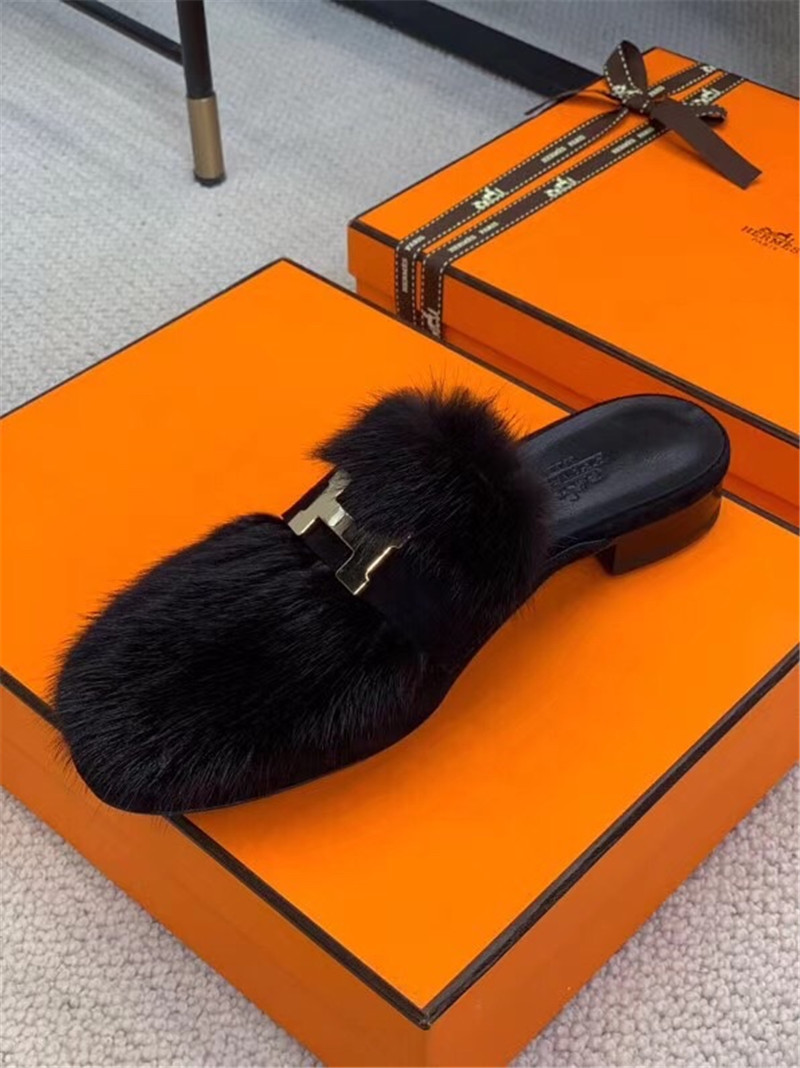 H**me5 paris loafer slippers in black suede mink