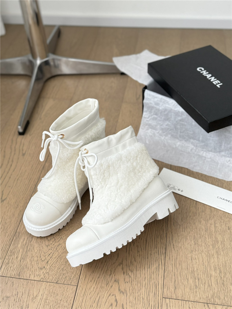 Ch**el wool white ankle boots