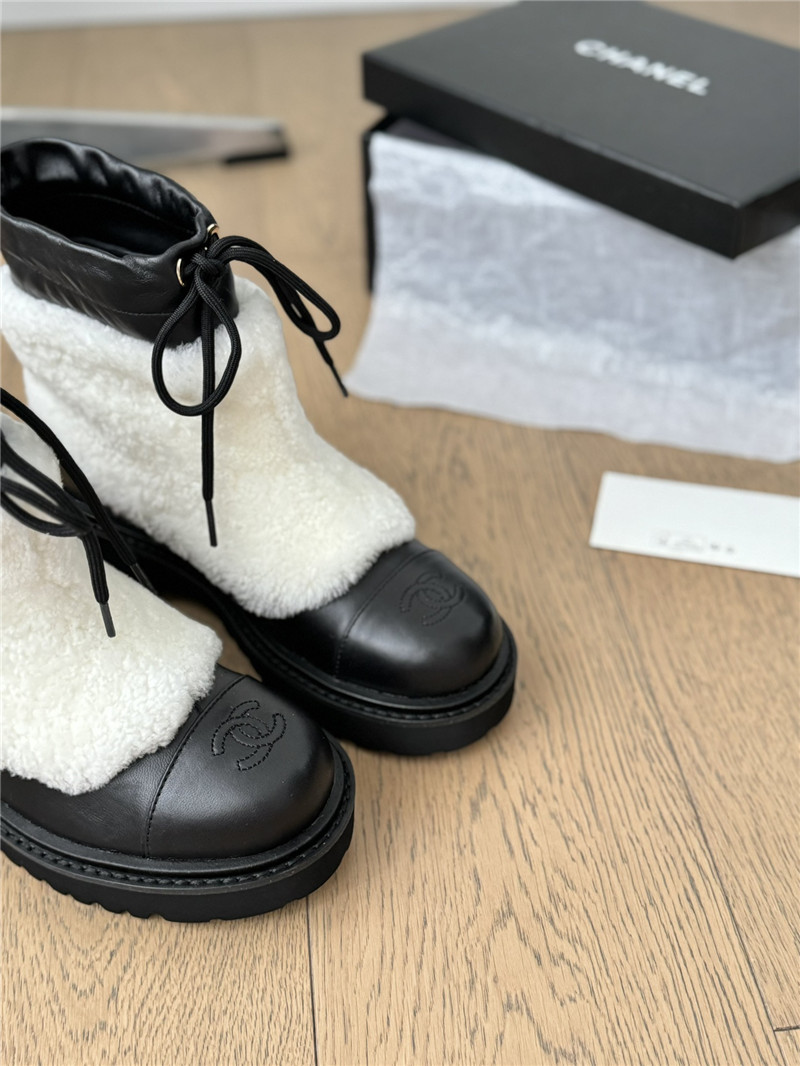 Ch**el wool ankle boots