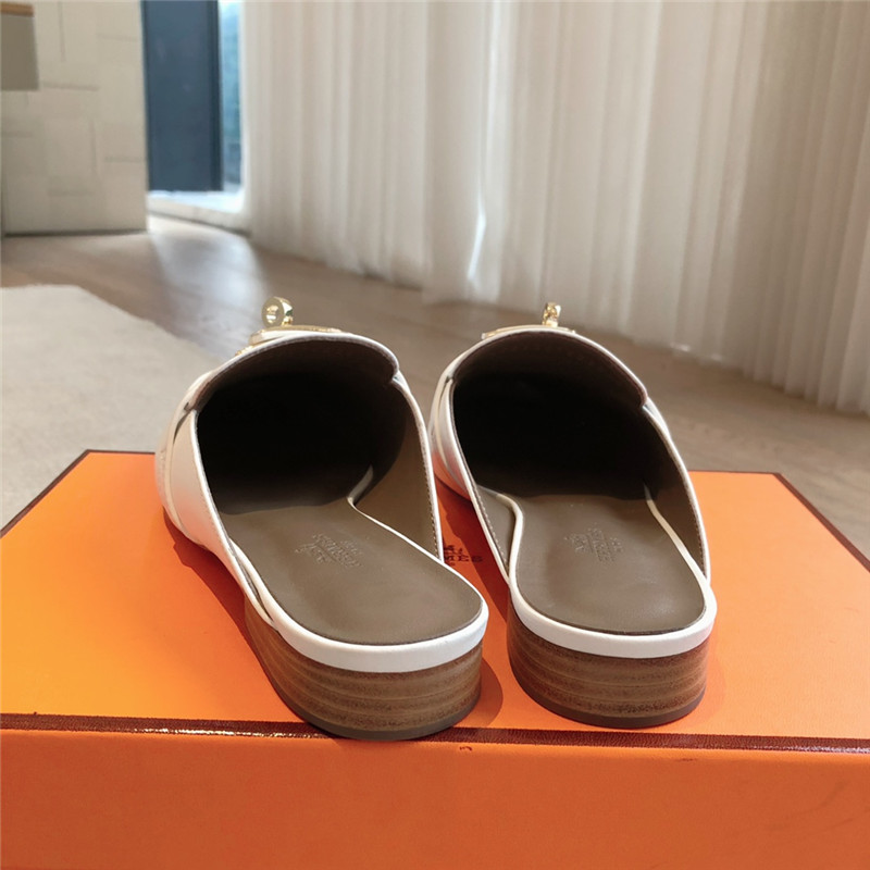 H**me5 kelly buckle oz mule in white calfskin