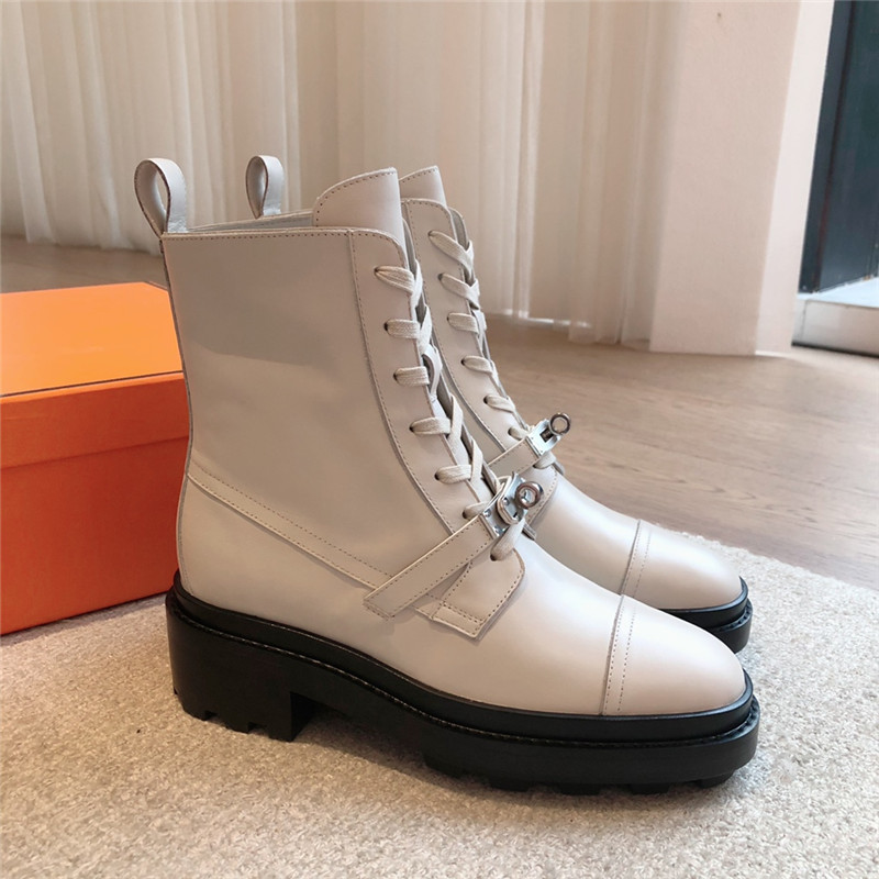 H**me5 funk ankle boot for women