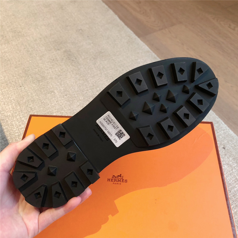 H**me5 first derby shoe in natural calfskin