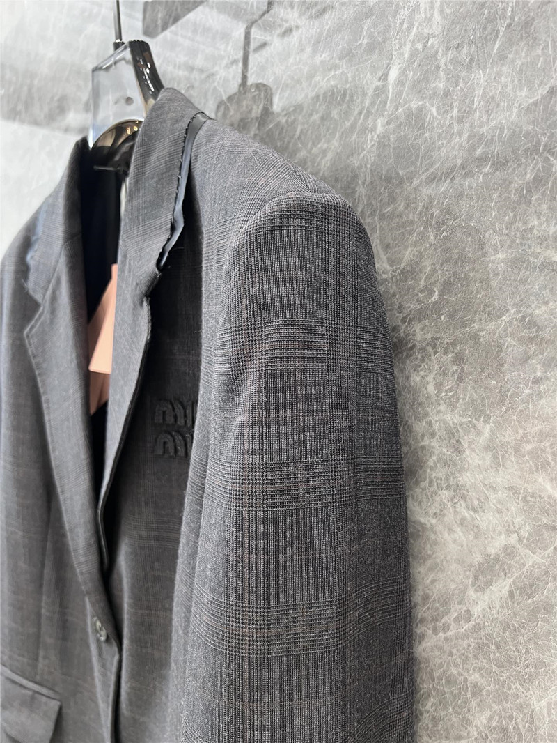 M1um1u wool suit jacket
