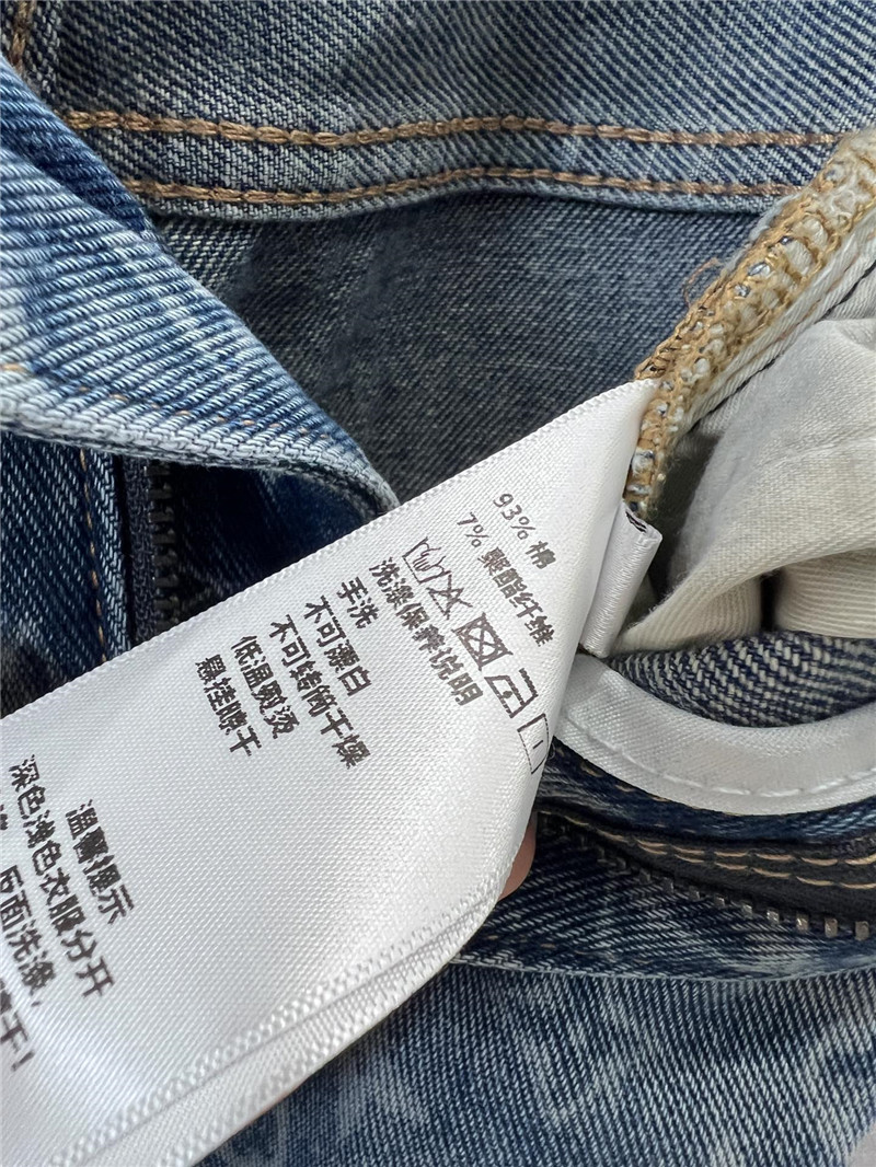 l0vis Vvtt0n lv washed denim trousers