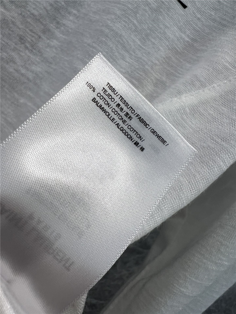 Y51 round neck t-shirt