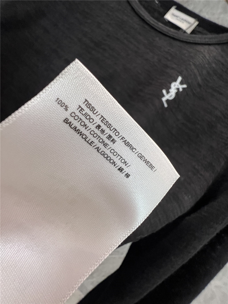 Y51 round neck t-shirt