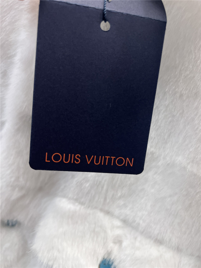 l0vis Vvtt0n lv eco-friendly fleece jacket