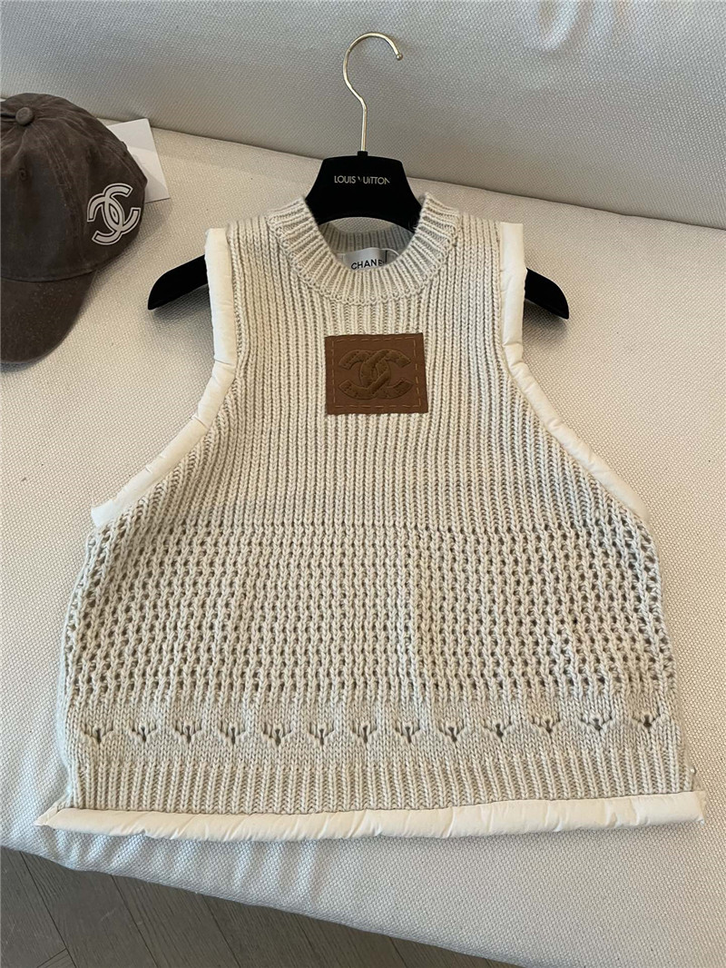 Ch**el new knitted vest