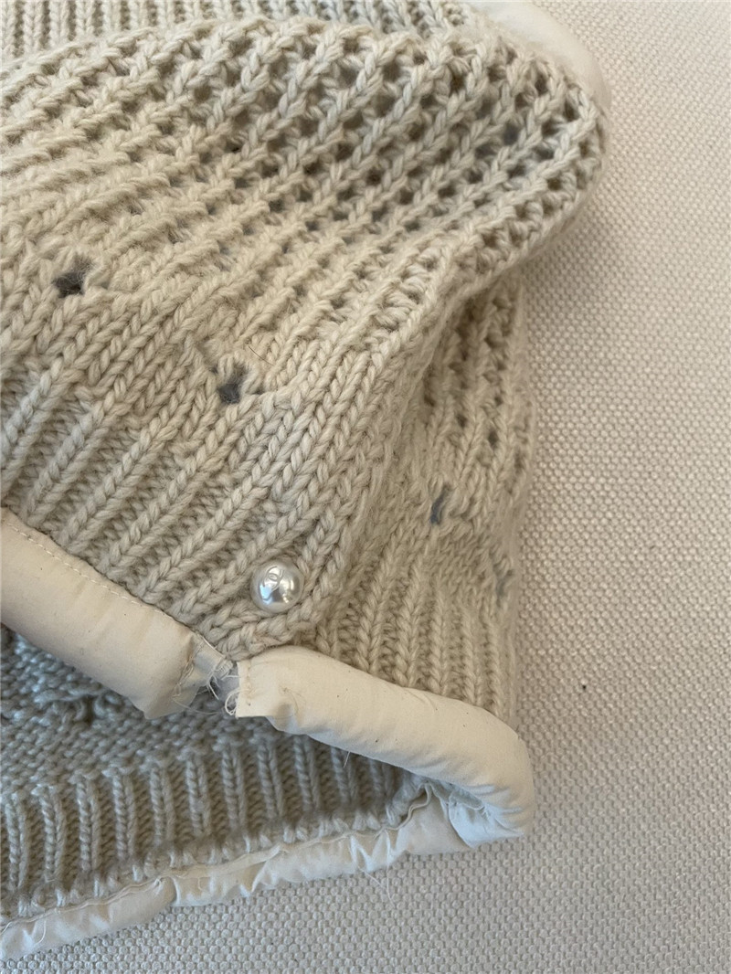 Ch**el new knitted vest