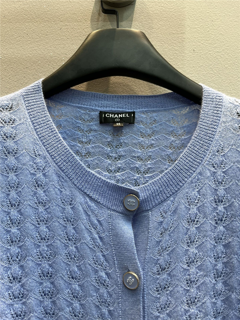 Ch**el cable-knit crop cardigan blue