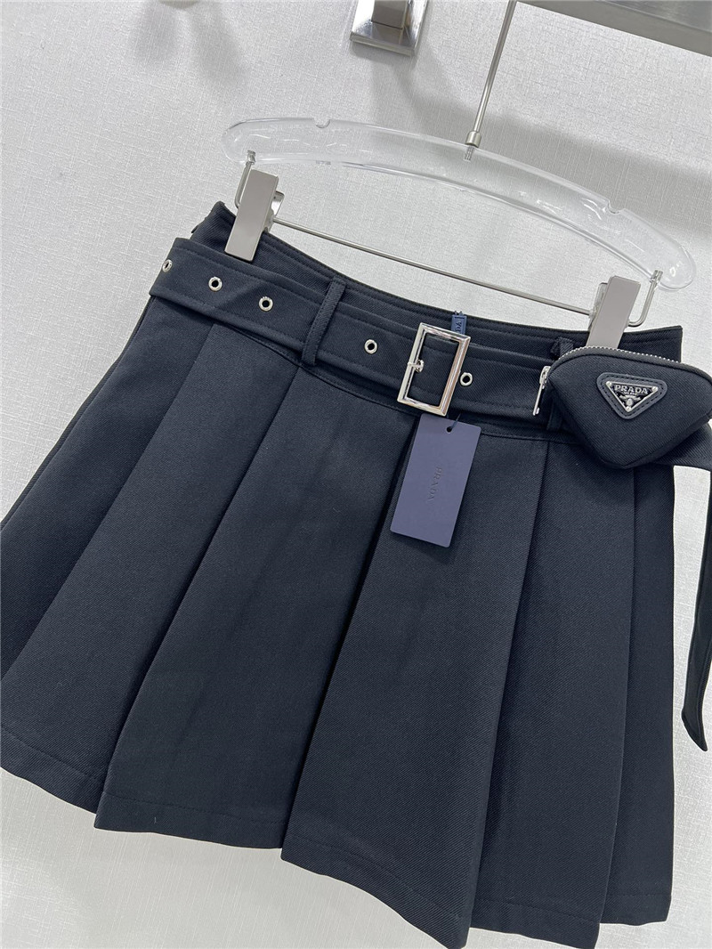 Pra*a pleated skirt