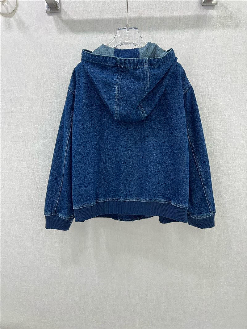 D10r hooded zip-up jacket