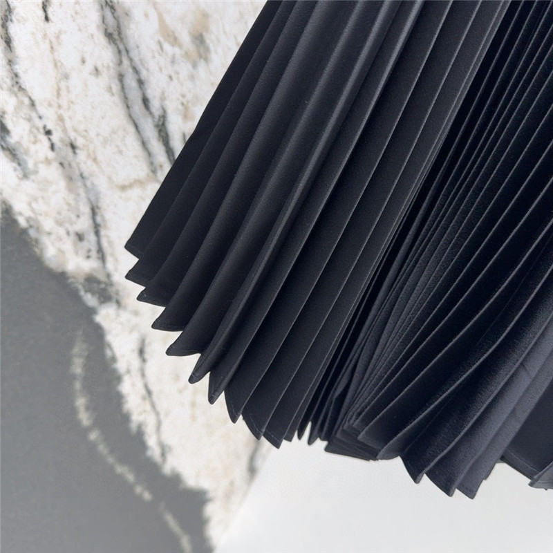 Ch**el v-neck suspender pleated dress