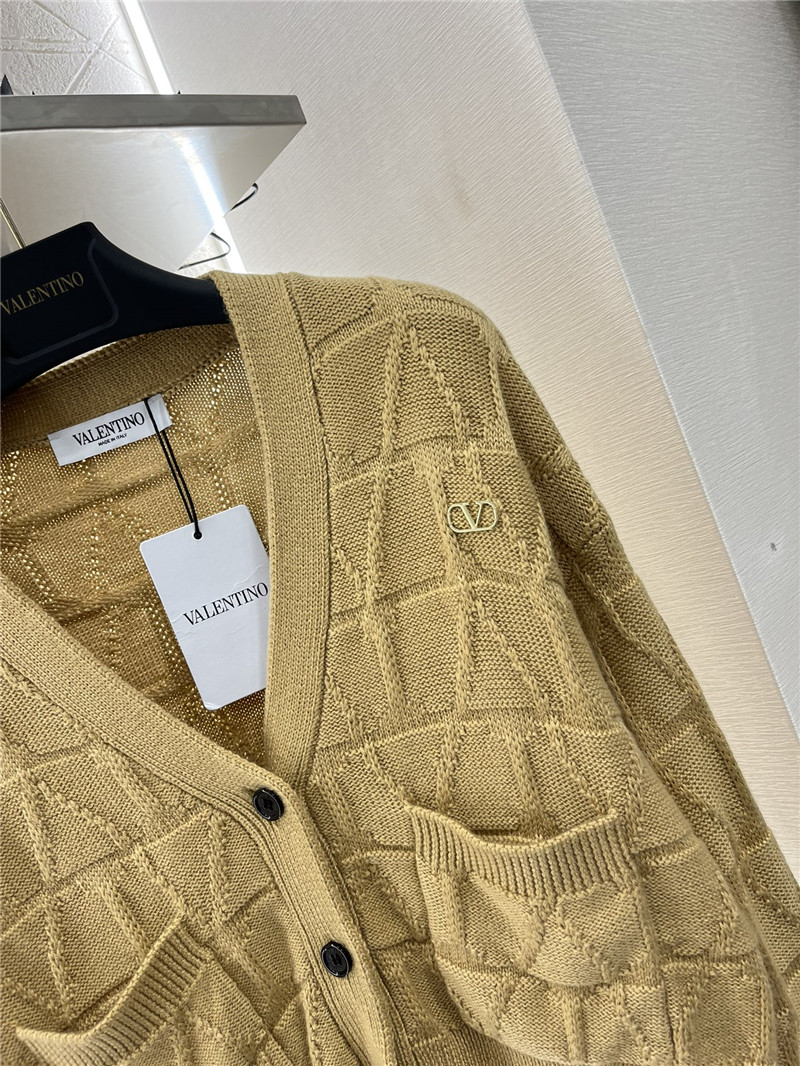 Va1e*ntin0 toile iconographe cardigan in beige