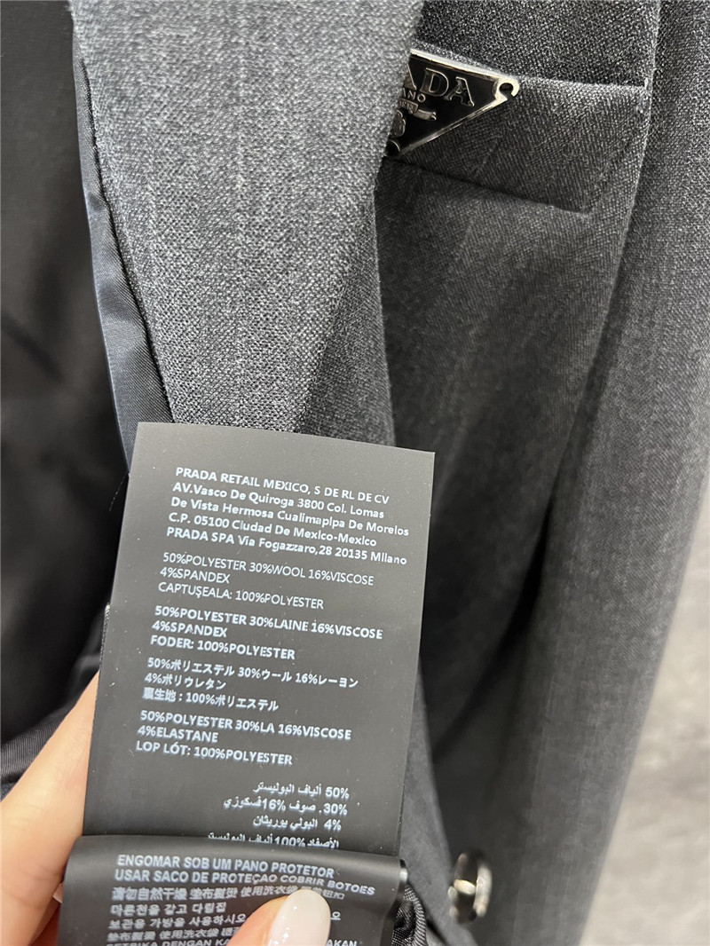 Pra*a suit jacket
