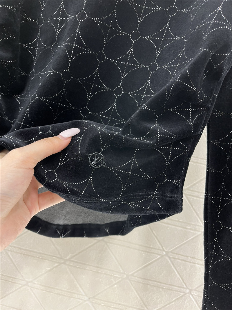 l0vis Vvtt0n lv velvet bottoming shirt