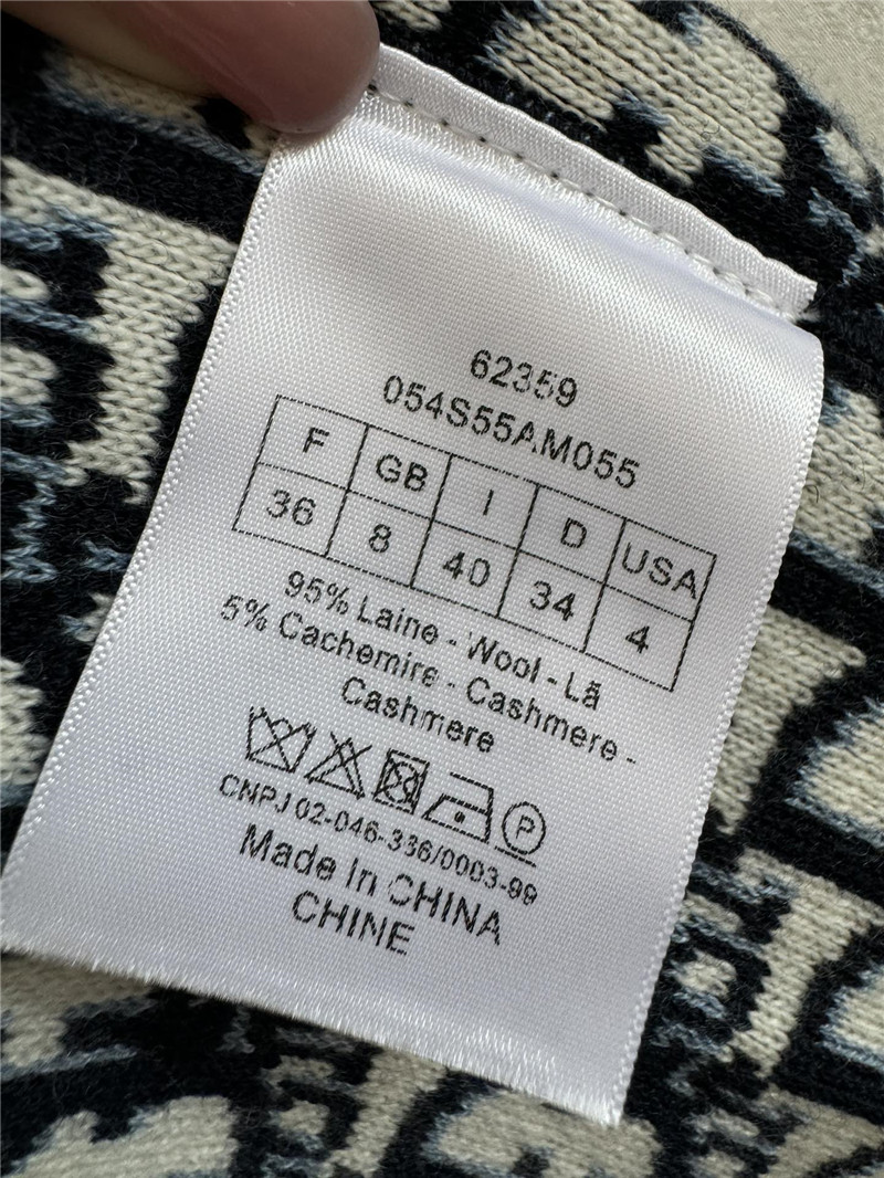 D10r reversible jacket