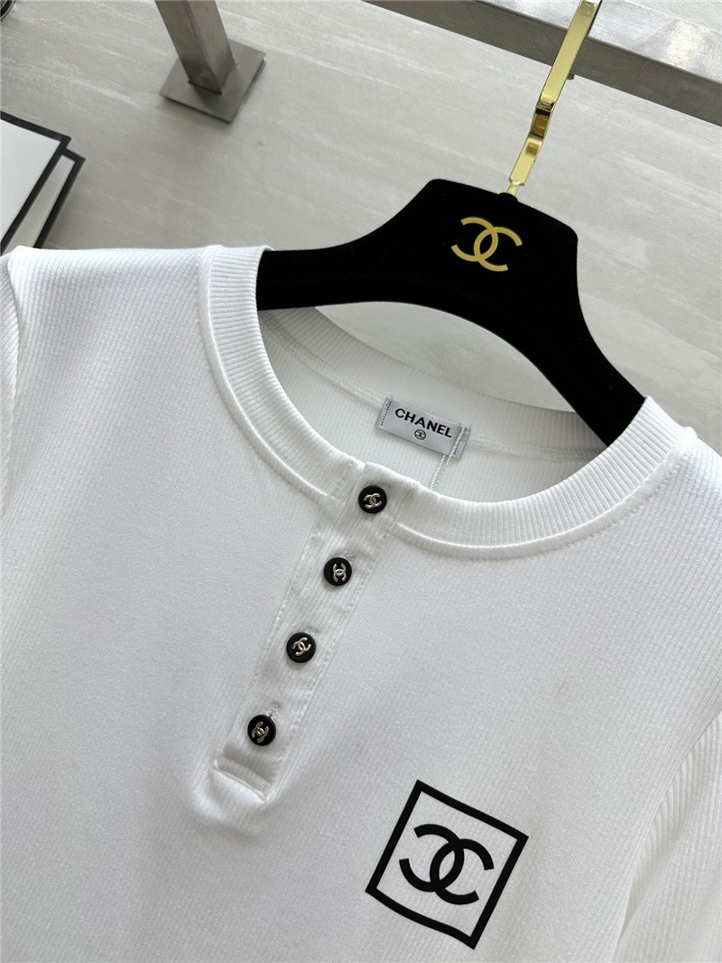 Ch**el logo embossed long sleeve top