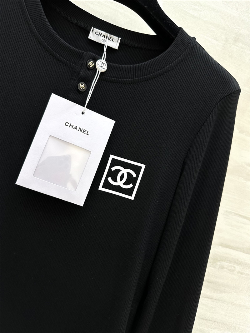 Ch**el logo embossed long sleeve top