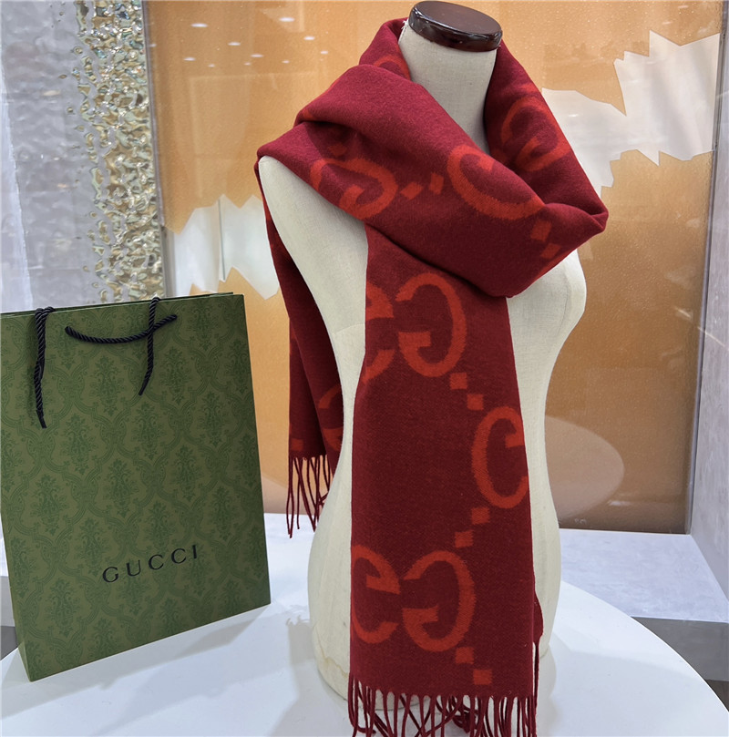 Gvc*1 cashmere jacquard scarf