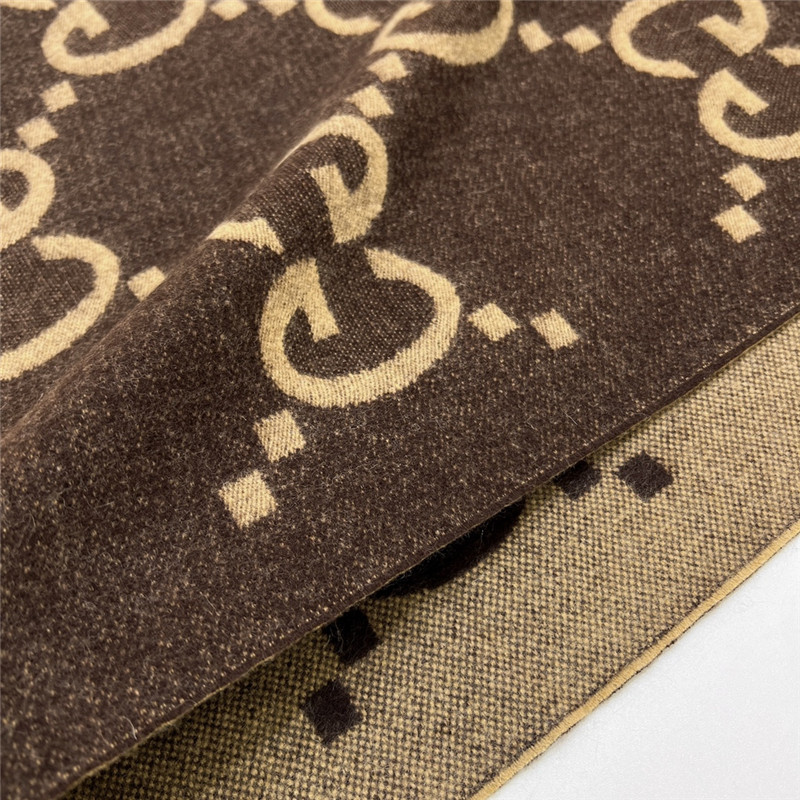 Gvc*1 cashmere jacquard scarf