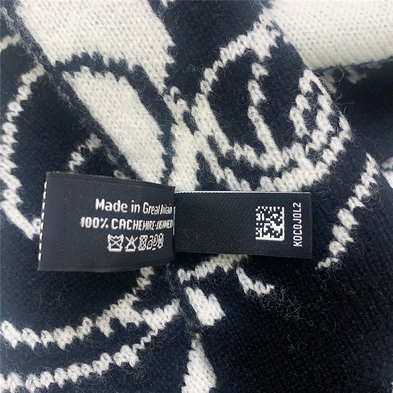 Ch**el camellia scarf