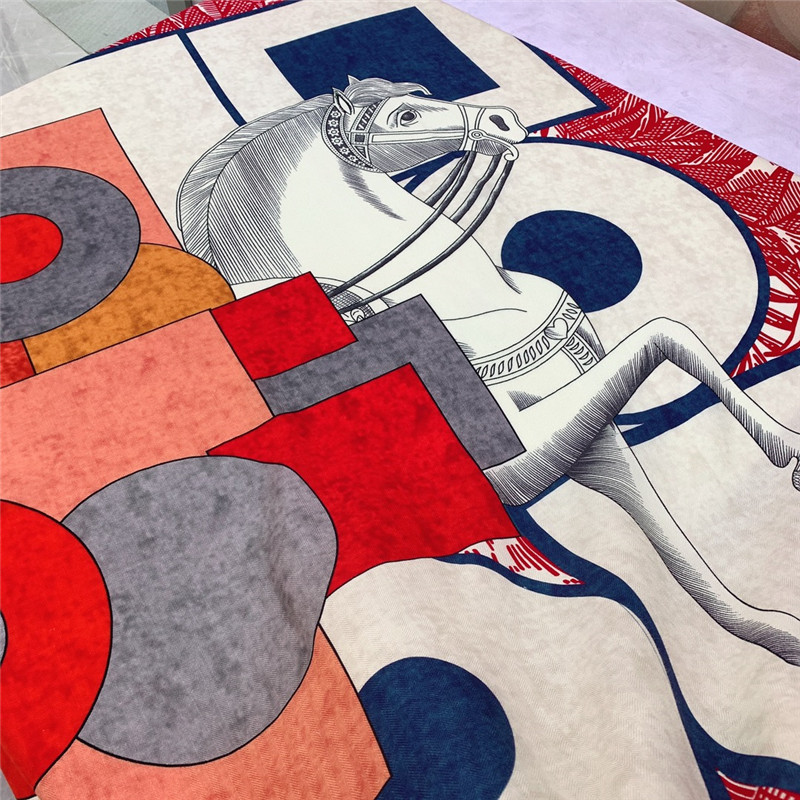 H**me5 double-sided same color square scarf