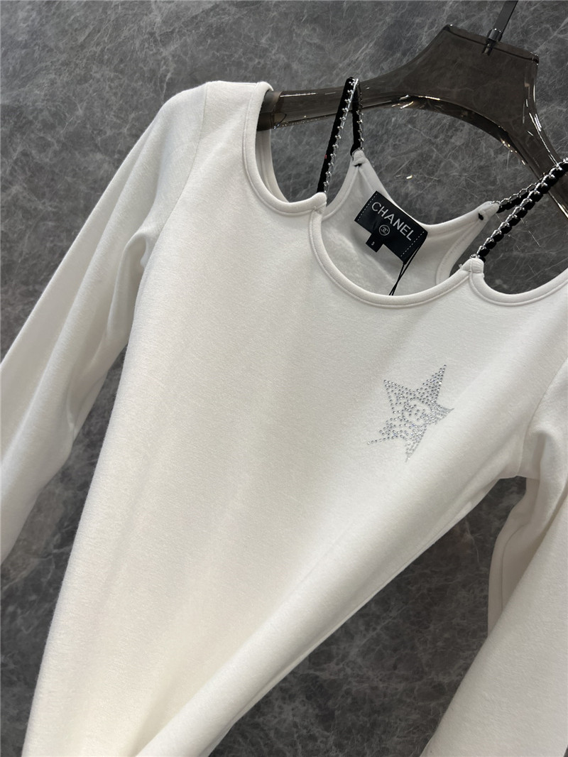 Ch**el long sleeve bottoming t-shirt