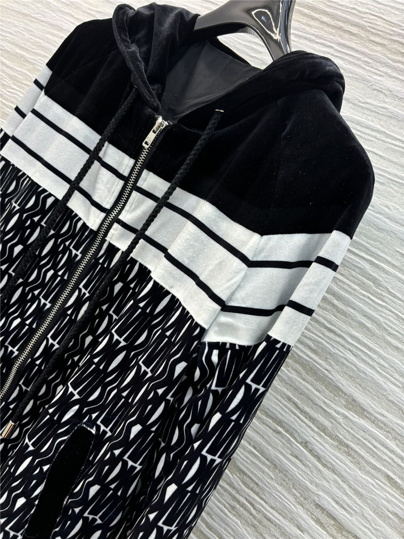 D10r black velvet tracksuit