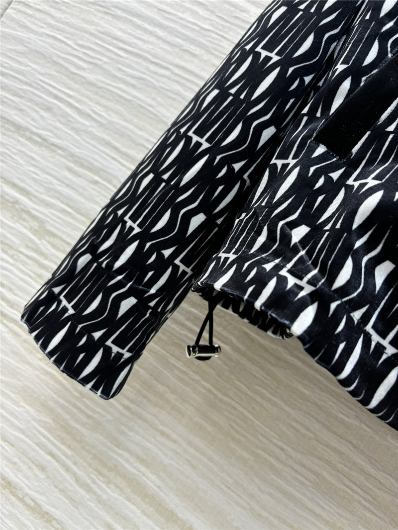 D10r black velvet tracksuit