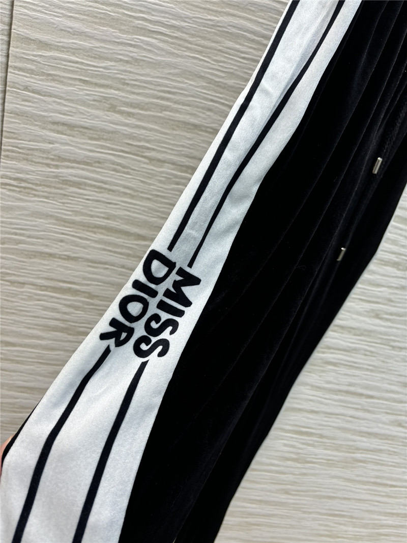 D10r black velvet tracksuit