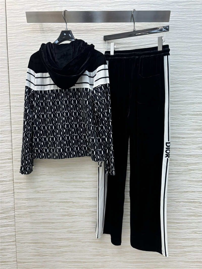 D10r black velvet tracksuit