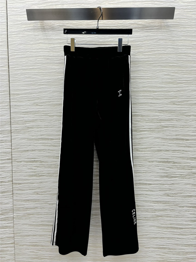 Ce1i*e hooded velvet suit