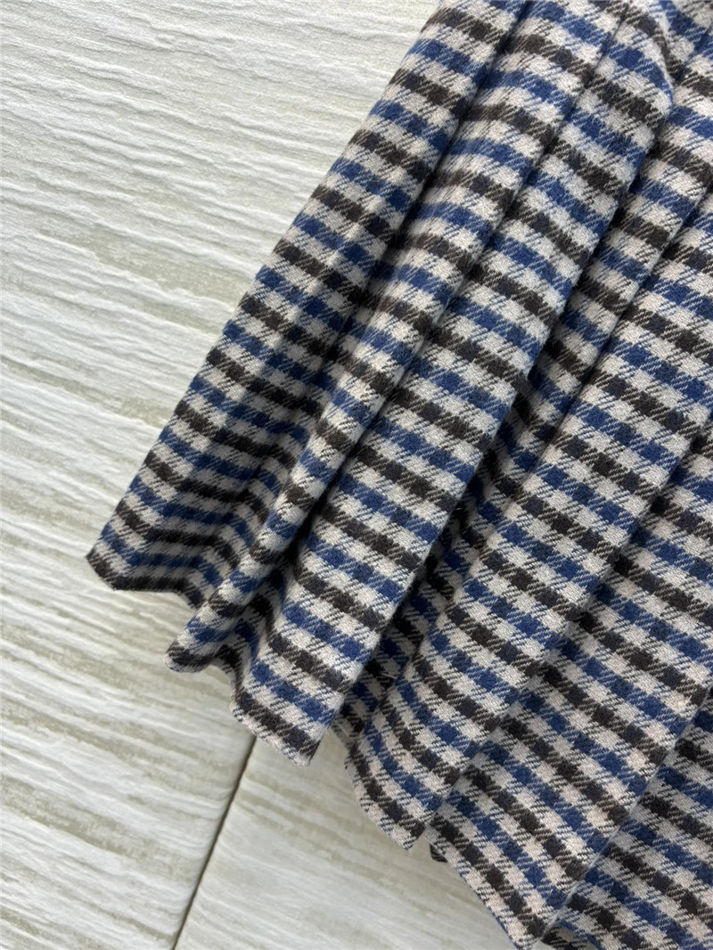 M1um1u leather button pleated skirt