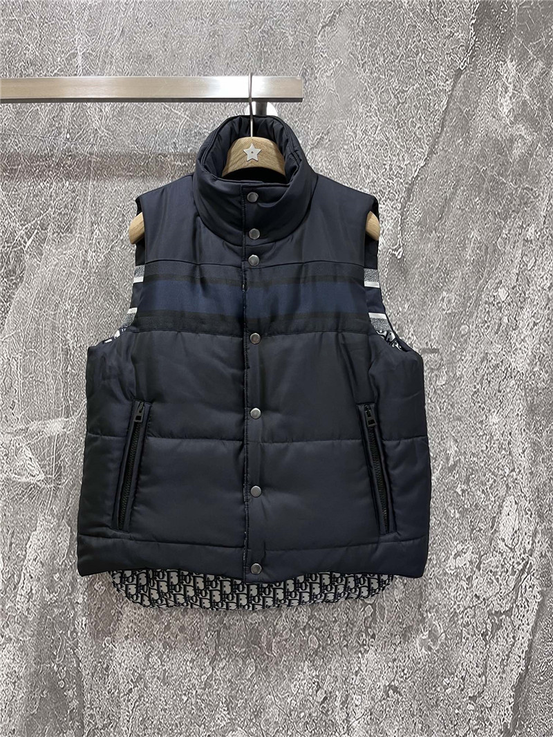 D10r two-way monogram vest