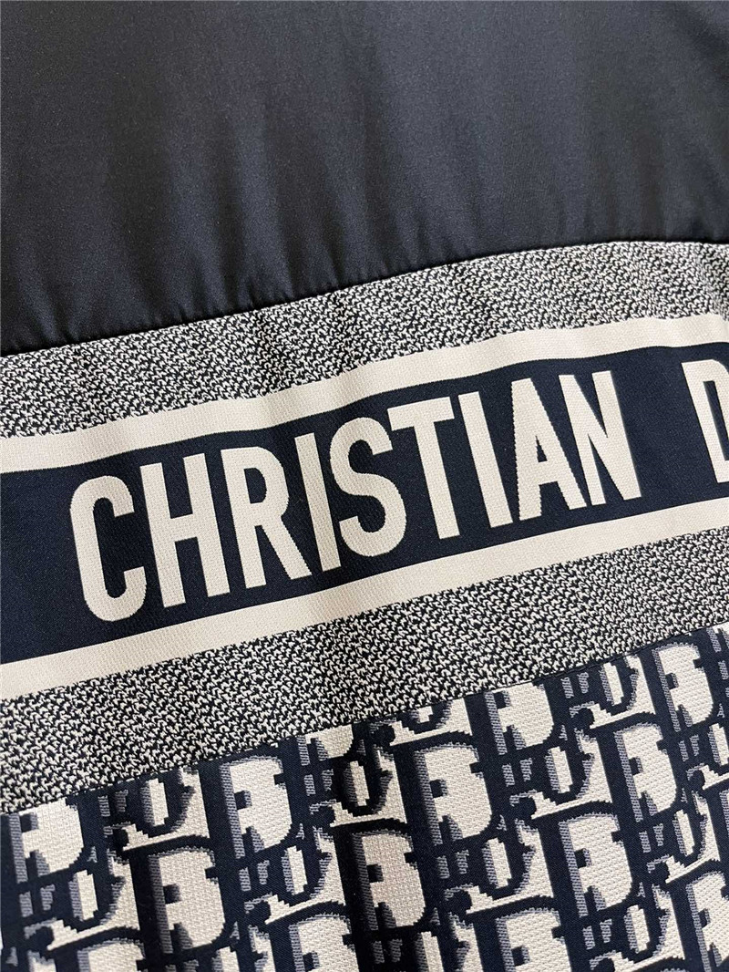 D10r two-way monogram vest