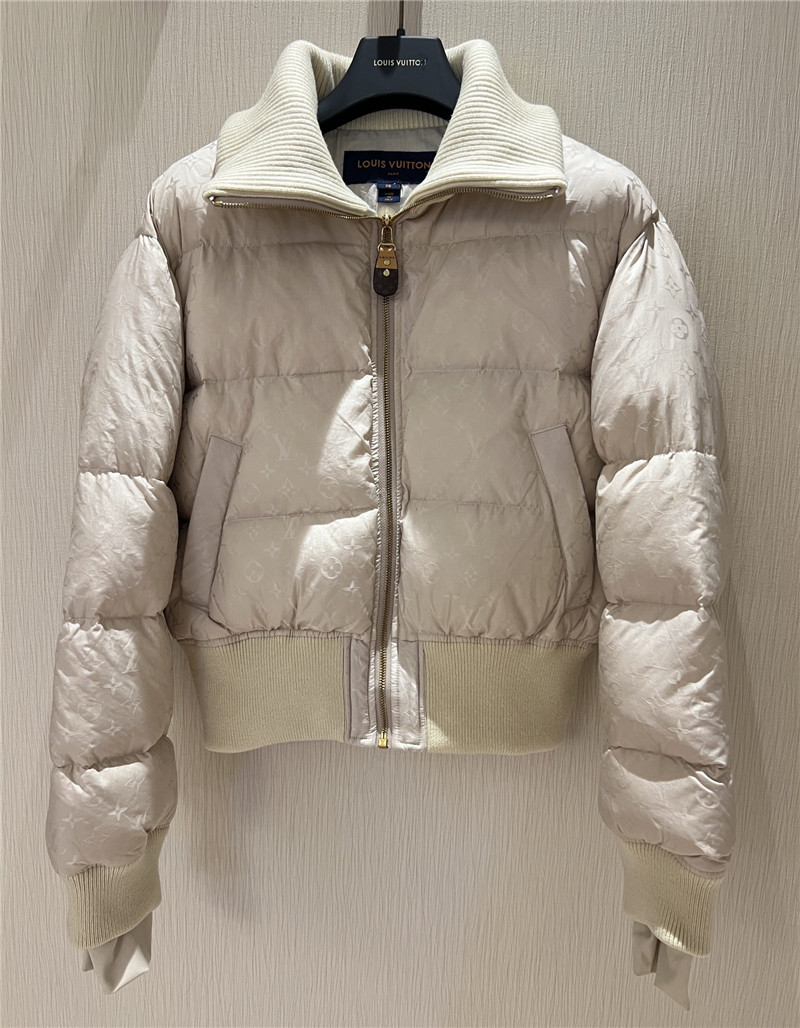 l0vis Vvtt0n lv short down jacket