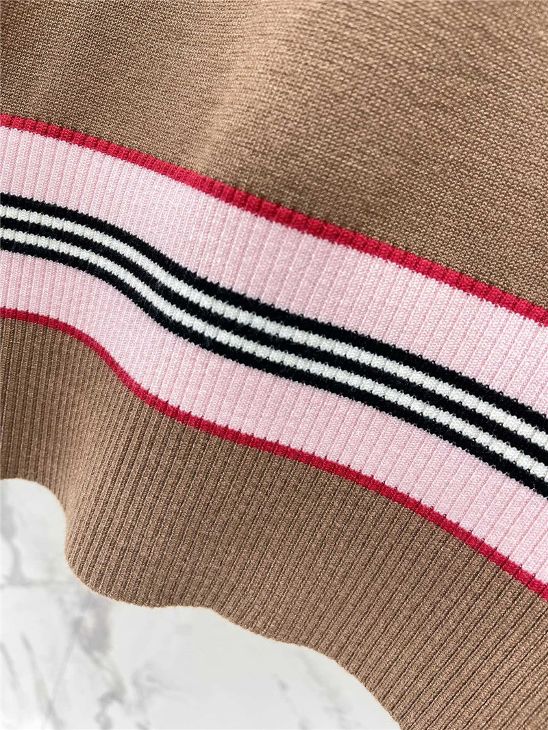 Bv*b*rry v-neck belt strap skirt rib sweater beige