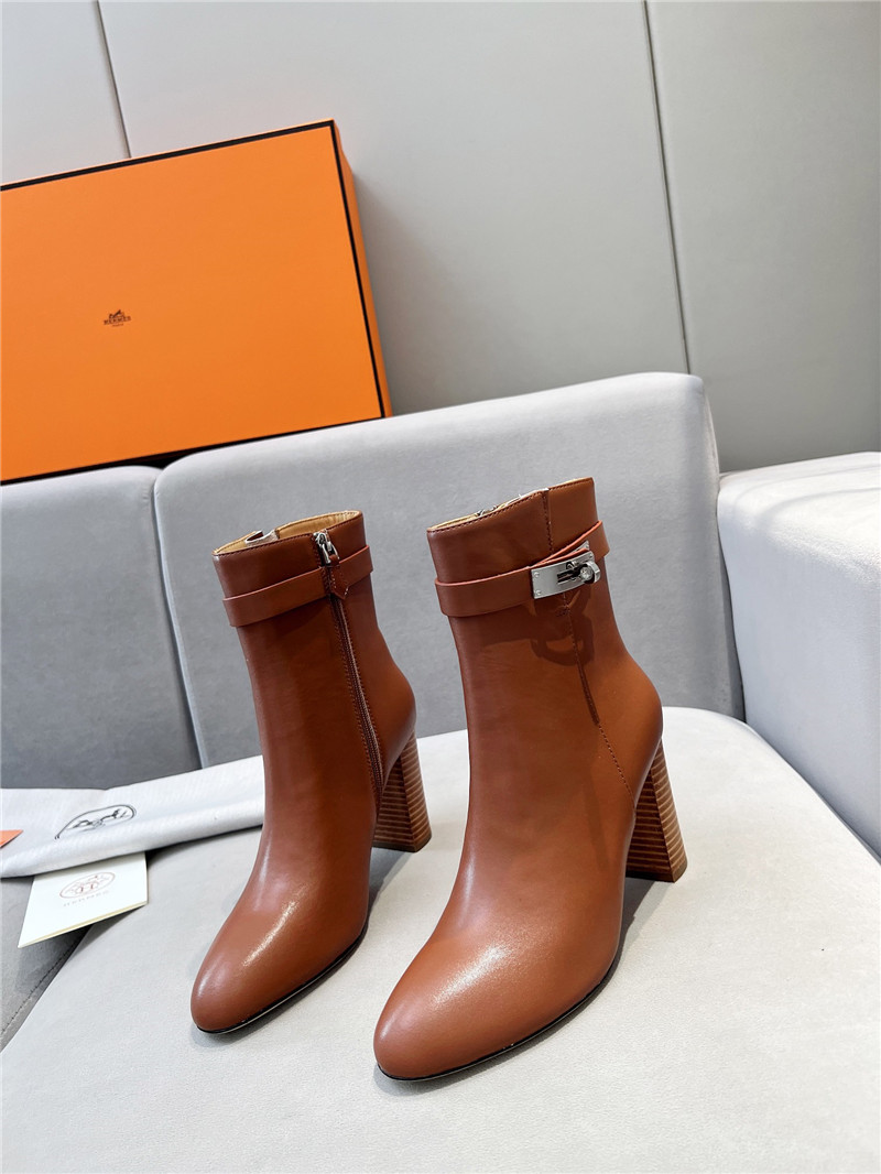 H**me5 saint germain women’s ankle boot in brown