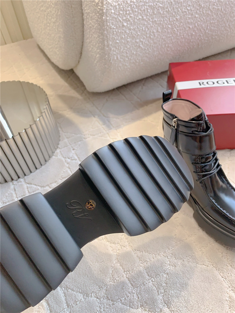 roger vivier D1am0nd buckle calfskin ankle boots