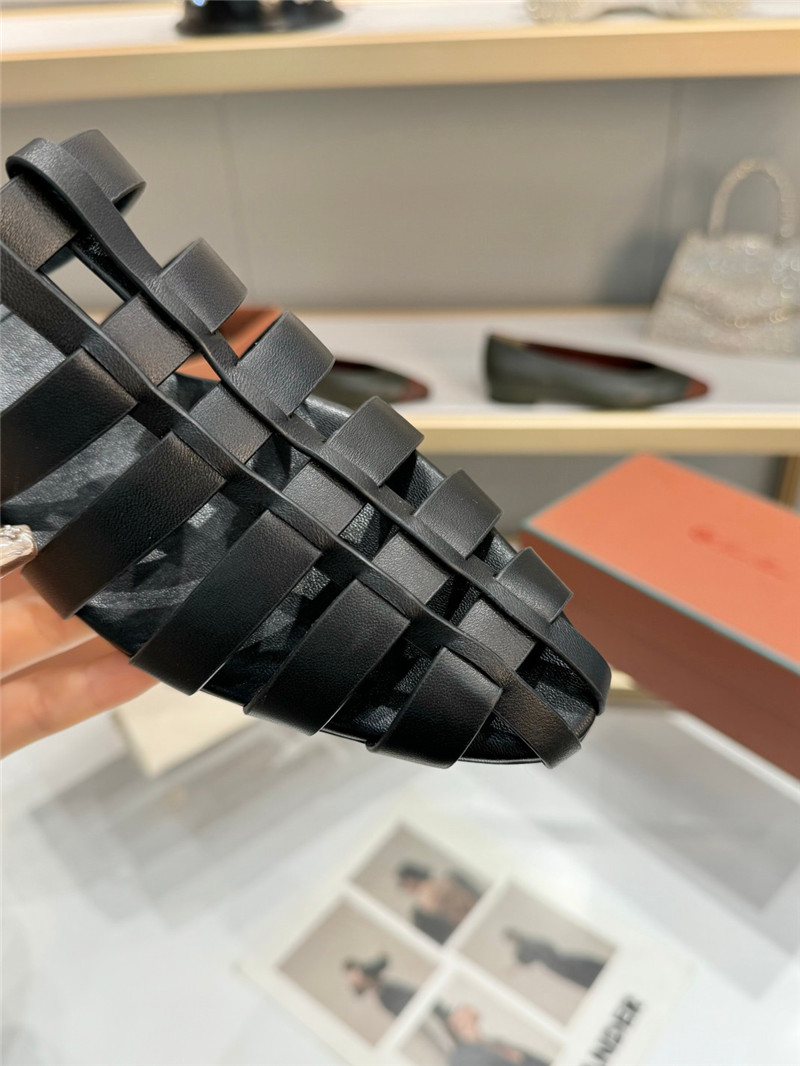 L0r0 P1ana braided strap sandals in black calfskin