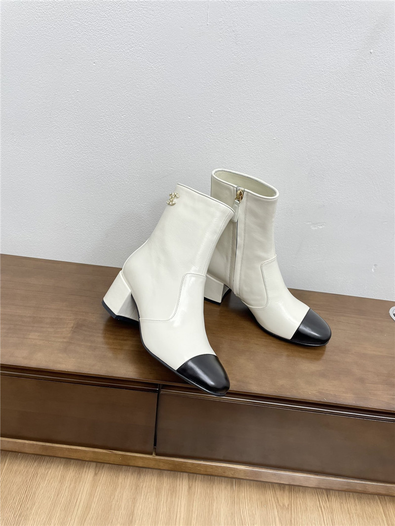 Ch**el calfskin block heel round toe ankle boots