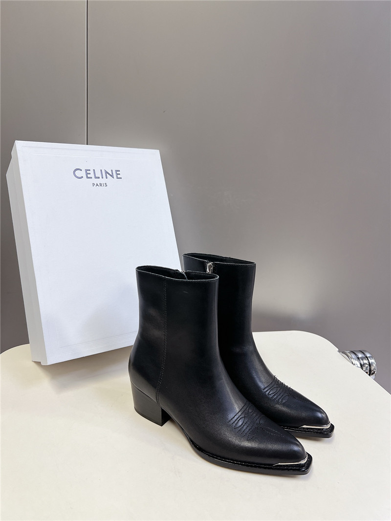 Ce1i*e black calfskin leather zipped western boots