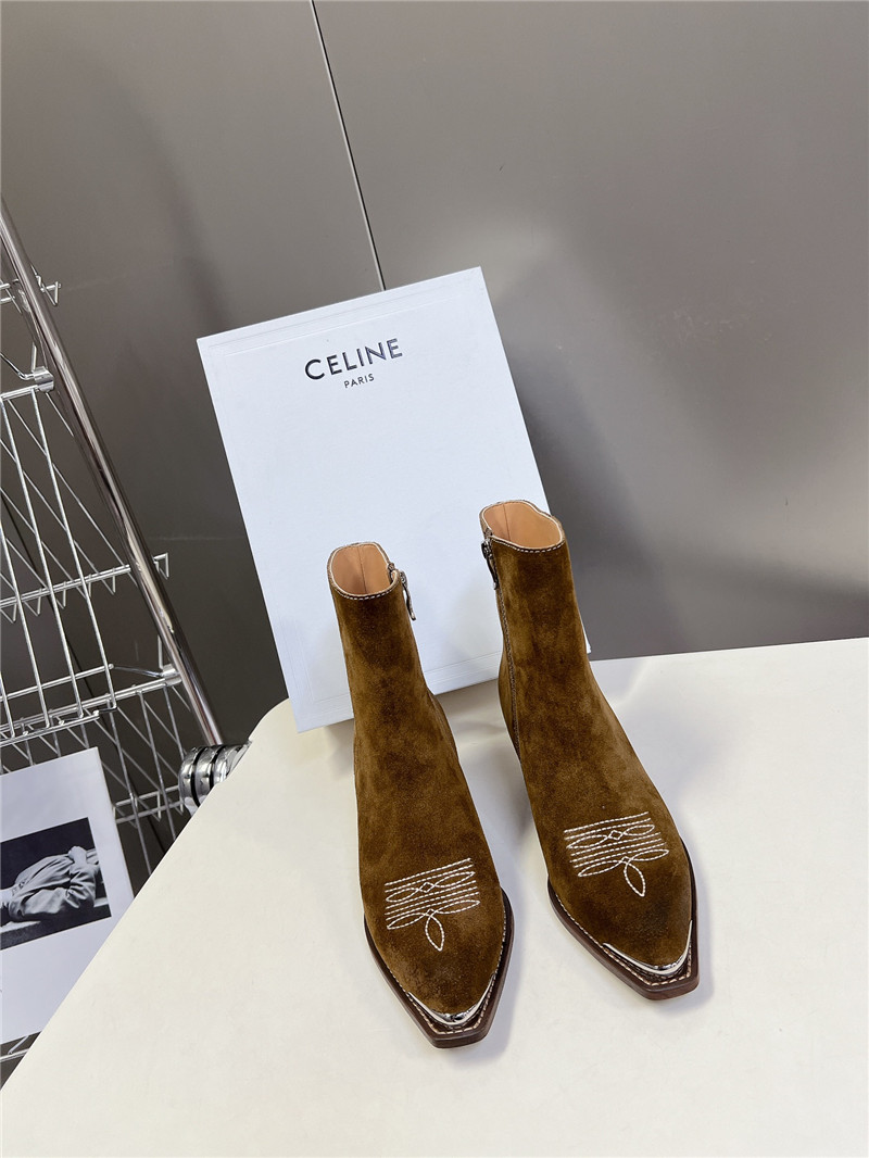 Ce1i*e brown suede western boots
