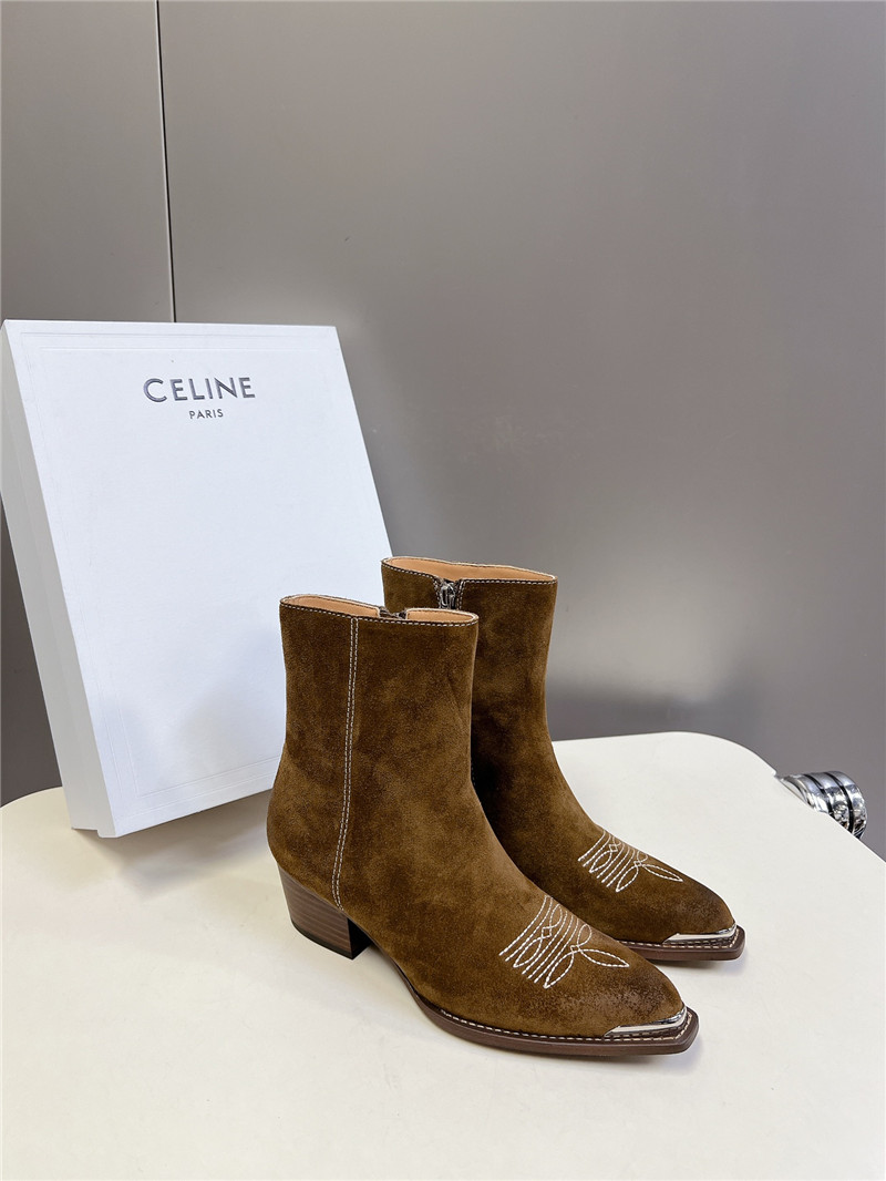 Ce1i*e brown suede western boots