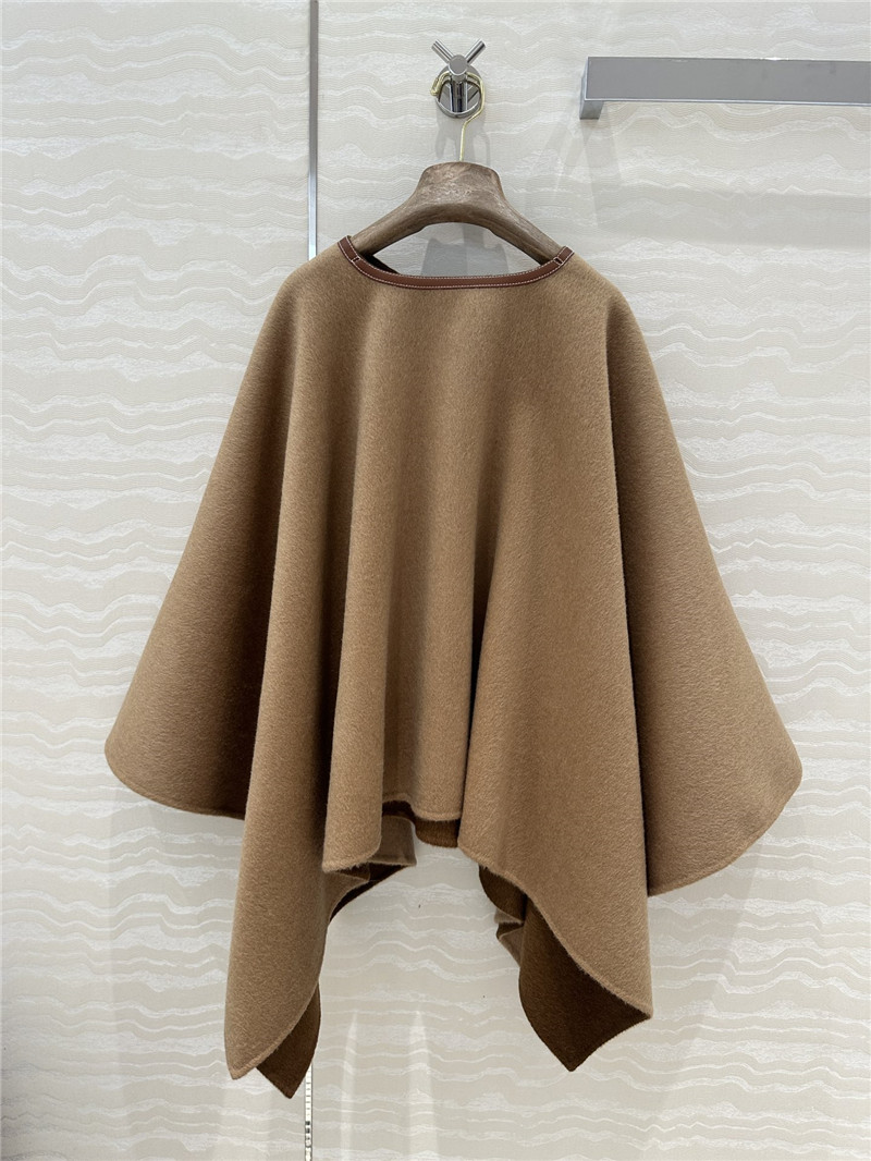 L0r0 P1ana cashmere cape