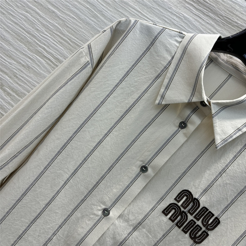 M1um1u vertical striped shirt