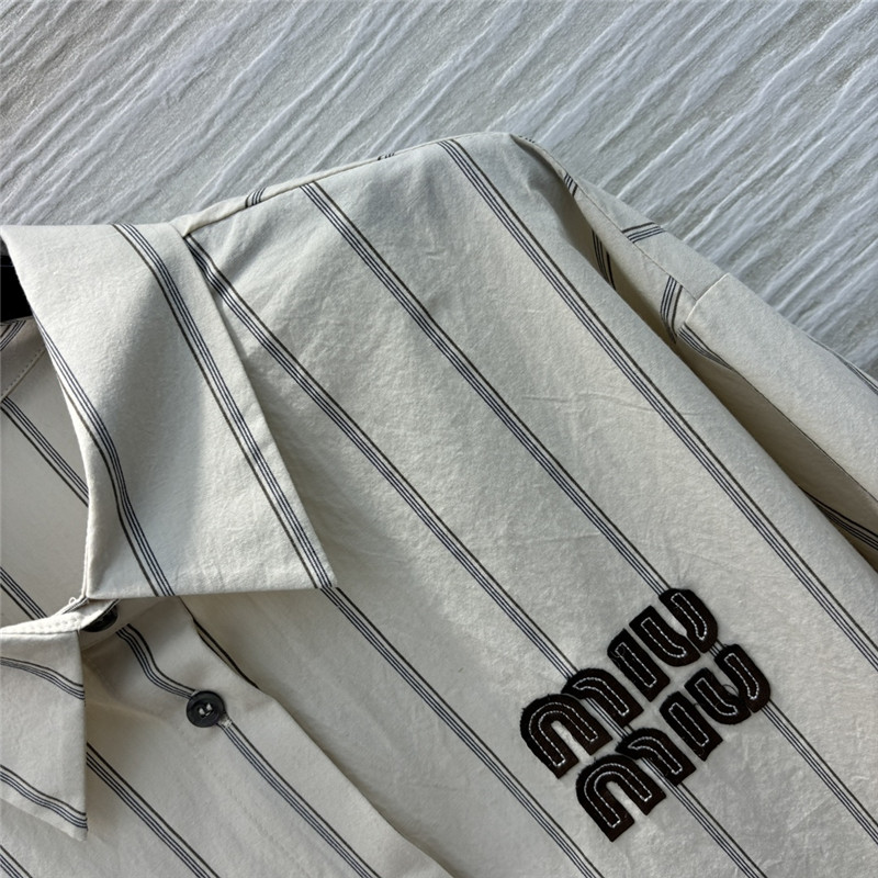 M1um1u vertical striped shirt