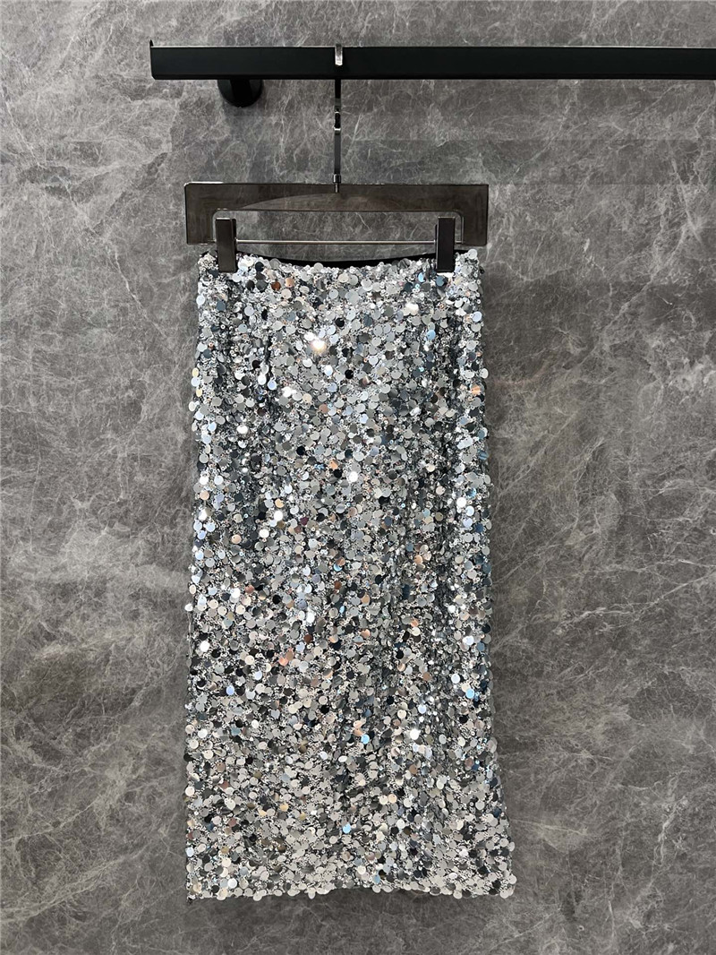 Y51 sequined skirt